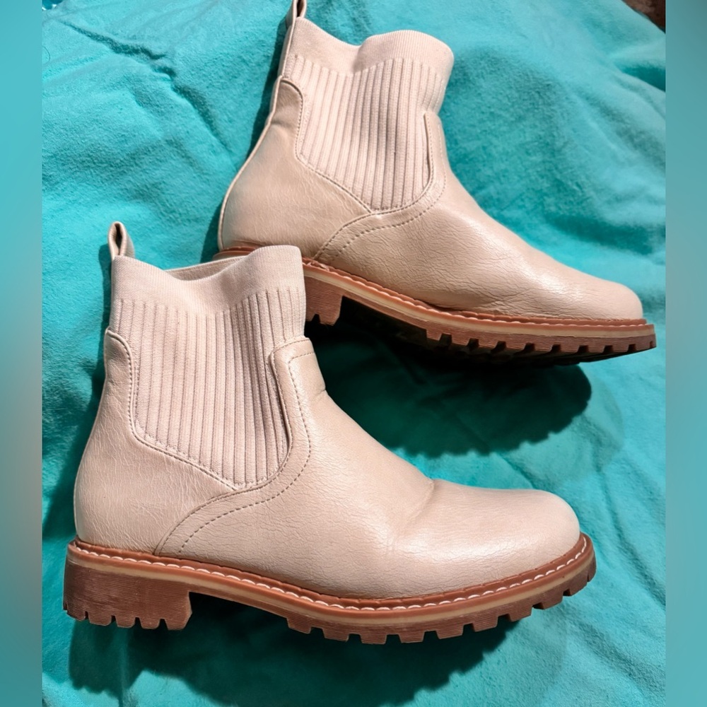 Women's Cream Ankle Boots